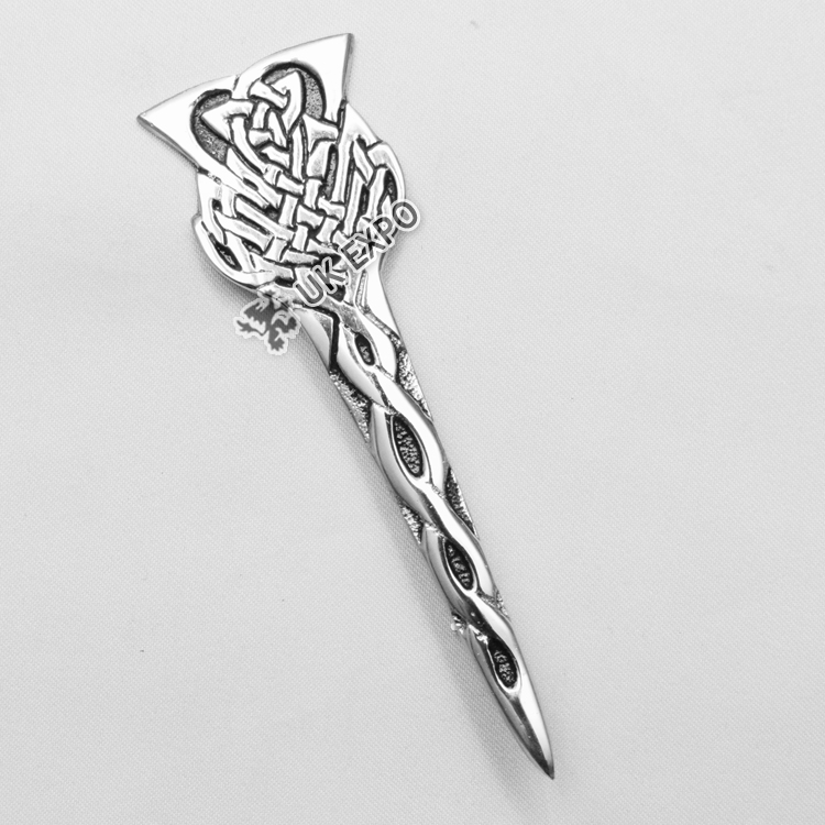 Scottish Flower Kilt Pin with Black Color Filling