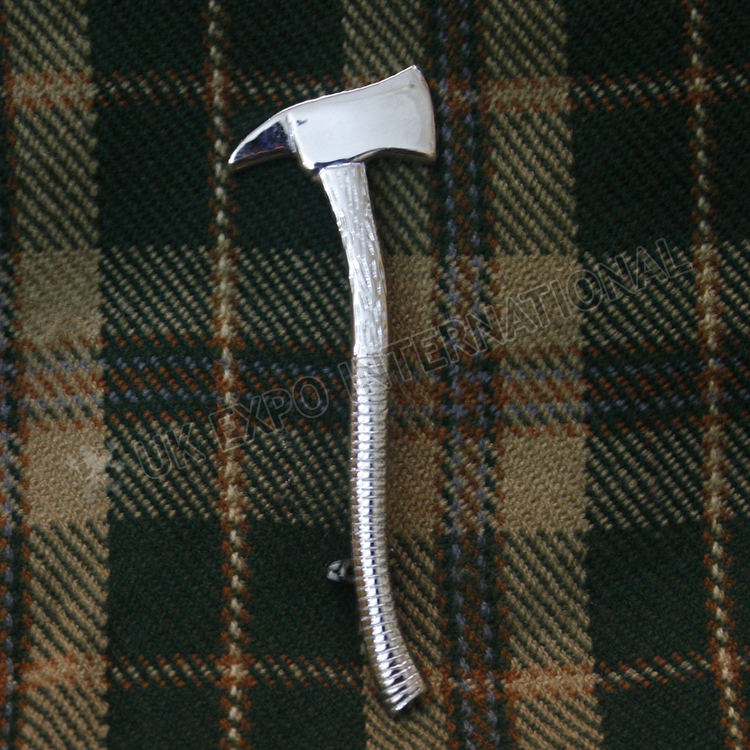 Axe chrome kilt pin