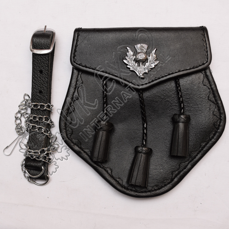 Black Leather Sporran With Scottish Thistle Badge