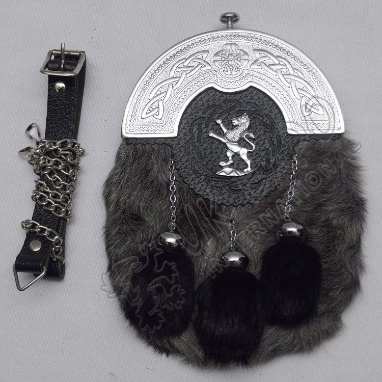 Full Dress Chrome Plated Cantle with Plain Cups Gray Multi Furr Lion Line Badge