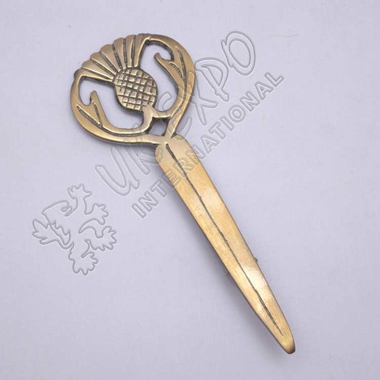 Thistle Brass Antique Kilts Pin