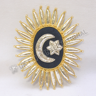 NELSON ORDER OF THE CRESCENT Hand Embroidery Badge