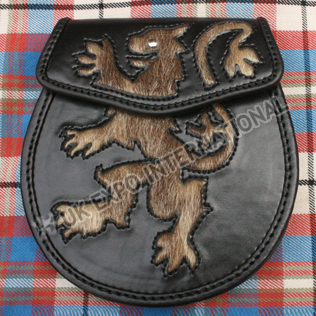 Rampart lion with brown Coat skin leather Sporran