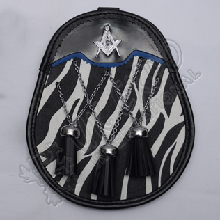Scottish Black and White Day Wear sporran with Masonic Badge