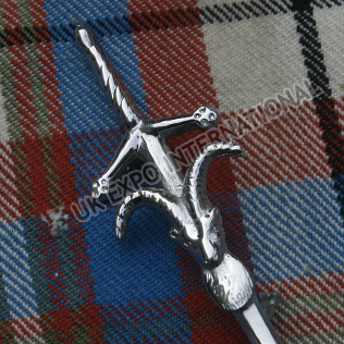 Stage head with sword kilt pin