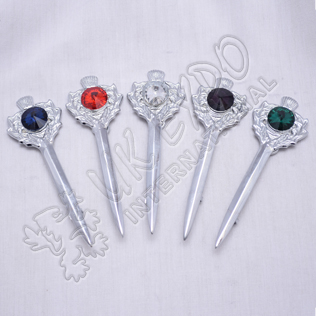 White stone Scottish flower kilt pin with color filled